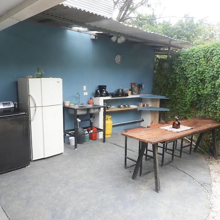 The Backside House Hostel Tamarindo Luaran gambar